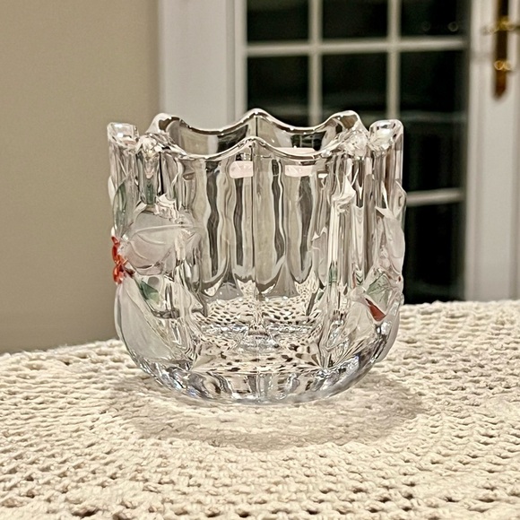 Mikasa Holiday Bloom Poinsettia Crystal Votive Candle Holder - Picture 3 of 6